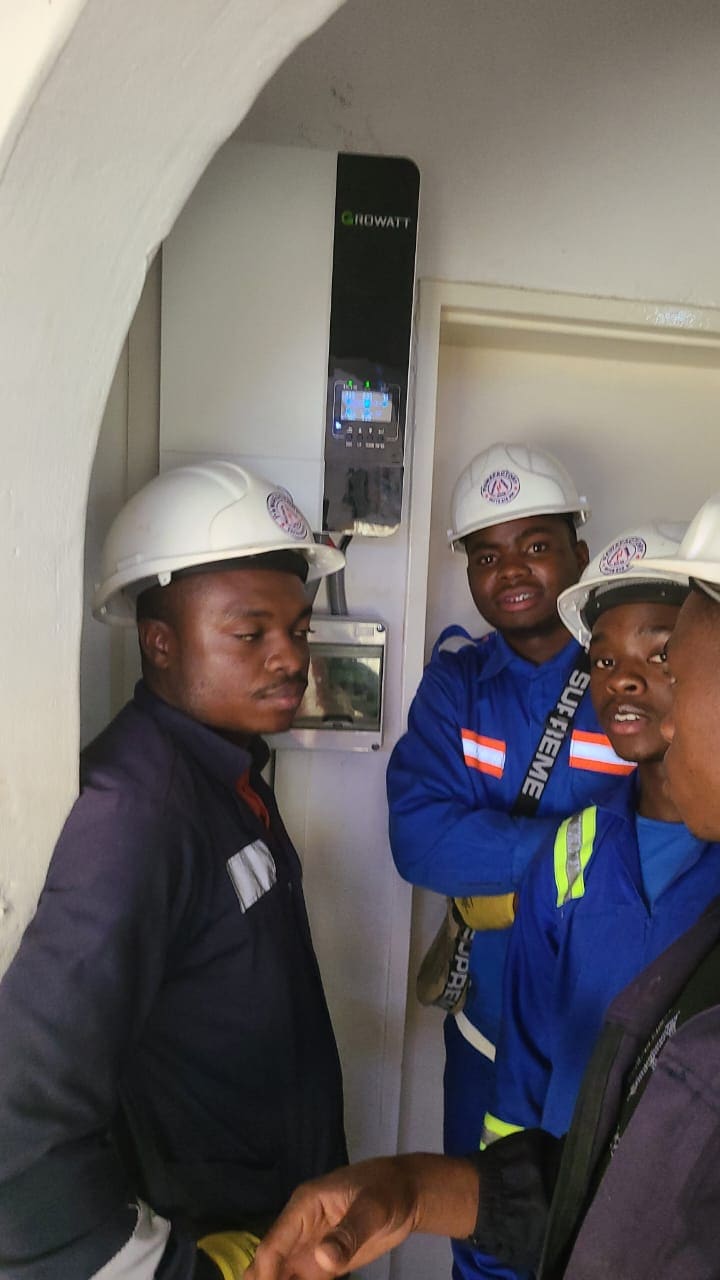 Team with Growatt Inverter